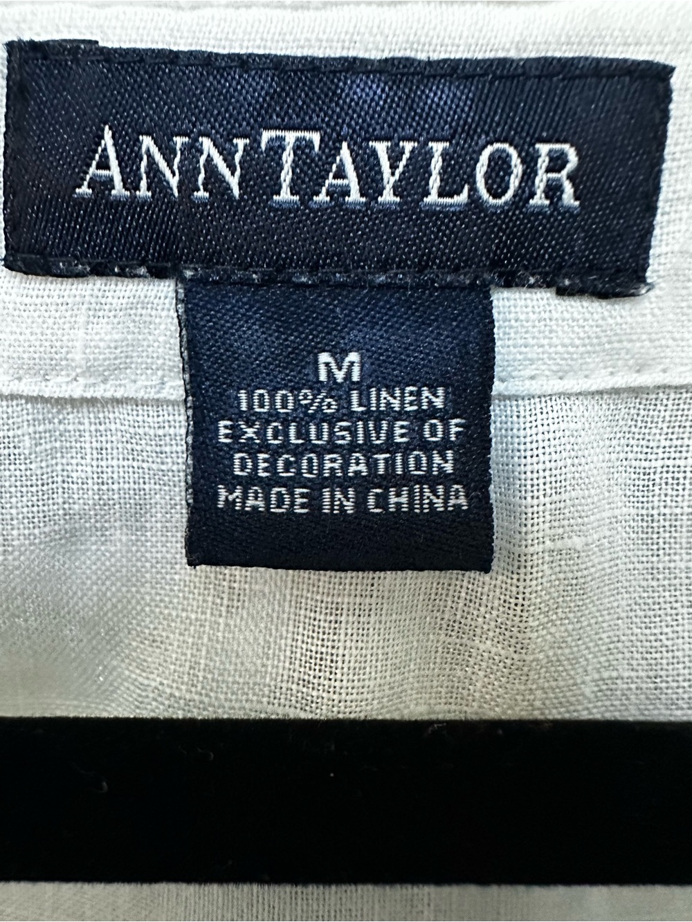 Ann Taylor White Split-Neck Lightweight Knit Top 100% Linen - Picture 3 of 7